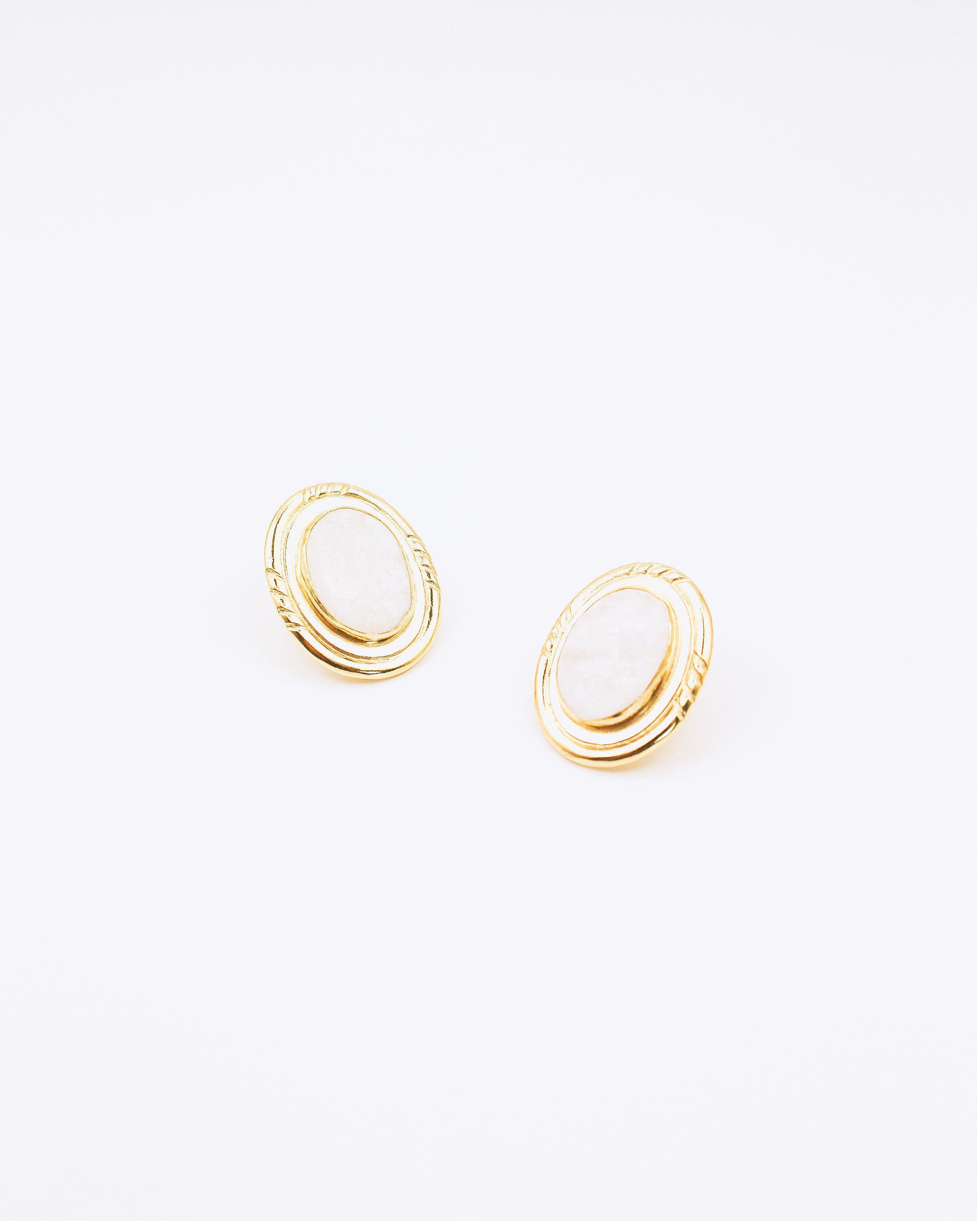 monroe earrings - TRUVAI