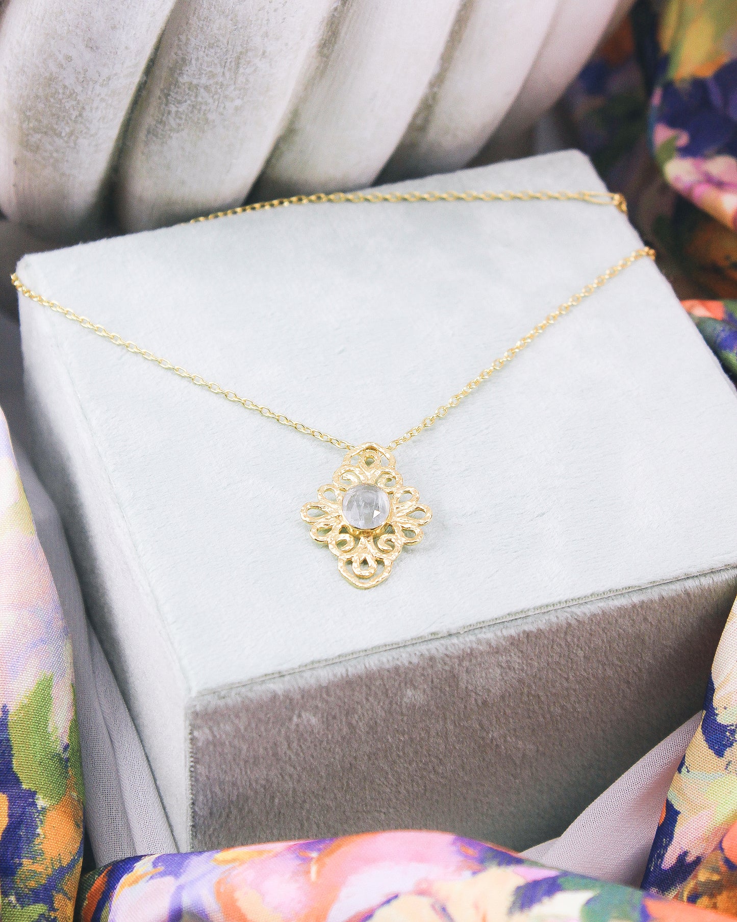 oona necklace - TRUVAI